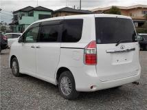 2009 Toyota Noah