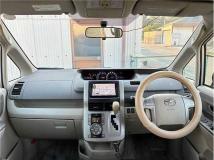 2010 Toyota Noah