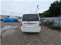 2010 Toyota Noah