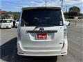 2010 Toyota Noah