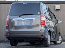 2010 Toyota Noah