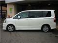 2010 Toyota Noah