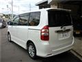 2010 Toyota Noah