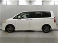 2011 Toyota Noah