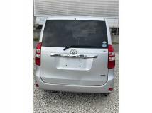 2011 Toyota Noah