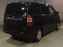 2011 Toyota Noah
