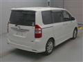 2011 Toyota Noah