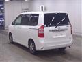 2011 Toyota Noah