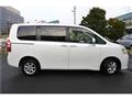 2011 Toyota Noah