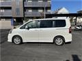 2011 Toyota Noah