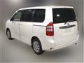 2012 Toyota Noah