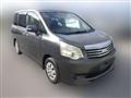 2012 Toyota Noah