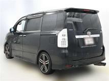 2012 Toyota Noah