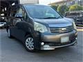 2012 Toyota Noah
