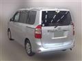 2012 Toyota Noah