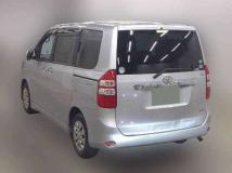 2012 Toyota Noah