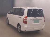 2012 Toyota Noah