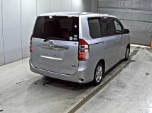 2013 Toyota Noah
