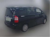 2013 Toyota Noah