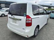 2013 Toyota Noah