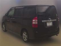 2013 Toyota Noah