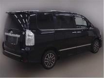 2013 Toyota Noah