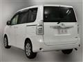 2013 Toyota Noah