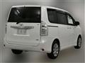 2013 Toyota Noah