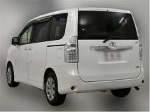 2013 Toyota Noah