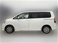 2013 Toyota Noah