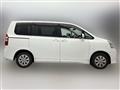 2013 Toyota Noah