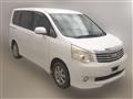 2013 Toyota Noah