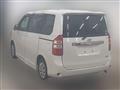 2013 Toyota Noah