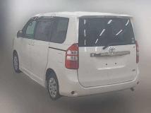 2013 Toyota Noah
