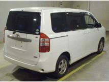 2013 Toyota Noah