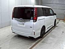 2014 Toyota Noah