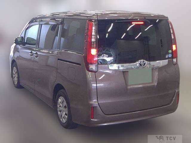 2014 Toyota Noah
