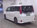 2014 Toyota Noah
