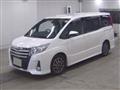 2014 Toyota Noah