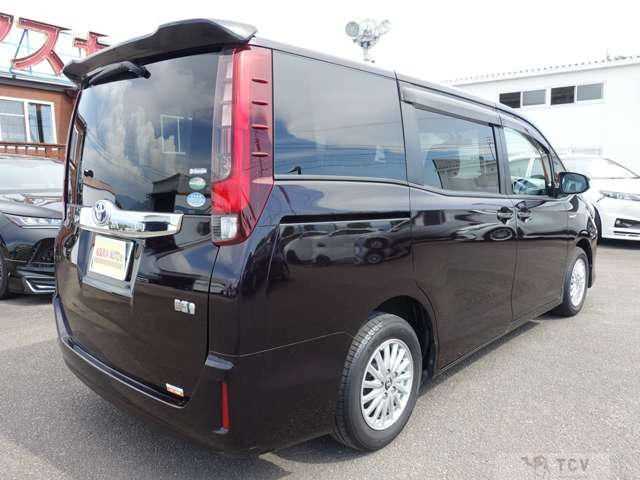 2015 Toyota Noah