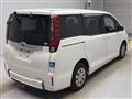 2015 Toyota Noah