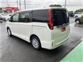 2015 Toyota Noah