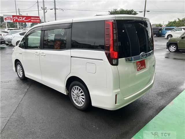 2015 Toyota Noah