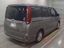 2015 Toyota Noah