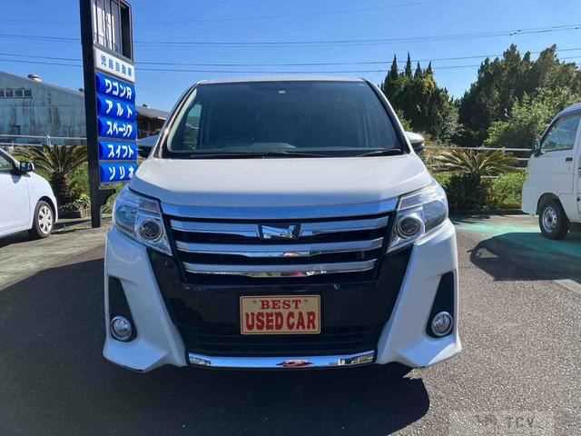 2015 Toyota Noah