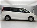 2015 Toyota Noah