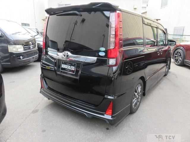 2015 Toyota Noah