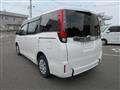 2015 Toyota Noah