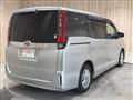 2016 Toyota Noah
