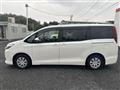 2016 Toyota Noah